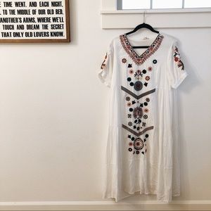 New with tags embroidered midi dress, small/medium